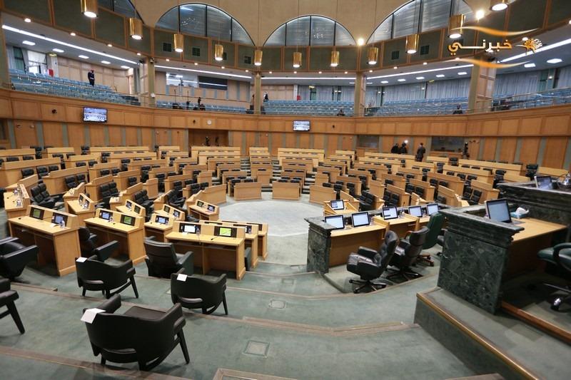 مشروع قانون الموازنة أمام النواب بالدورة الأخيرة