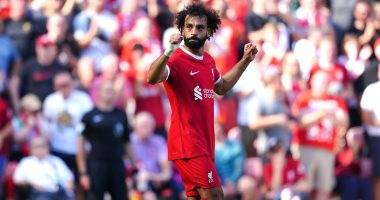 وفد سعودي يصل لندن للتفاوض من جديد لضم محمد صلاح إلى اتحاد جدة