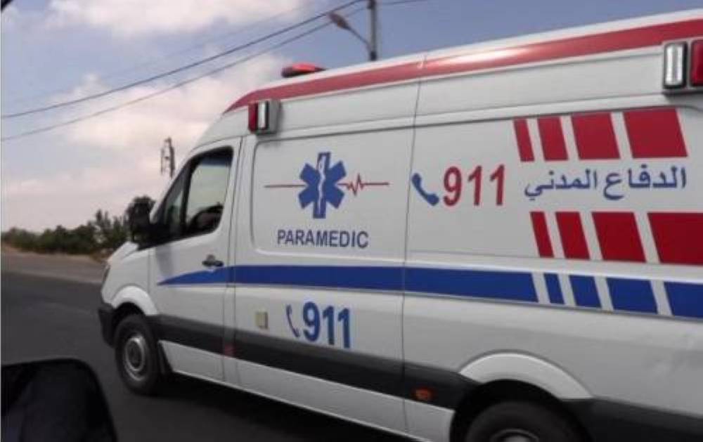 وفاة سيدة وإصابة ابنتها دهساً بتدهور مركبة على طريق المطار