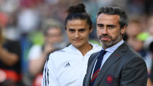 بيلدا يصف قرار إقالته من تدريب منتخب إسبانيا للسيدات بأنه ظالم