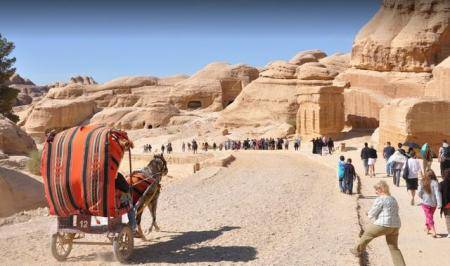 87 من فرص عمل القطاع السياحي يشغلها ذكور