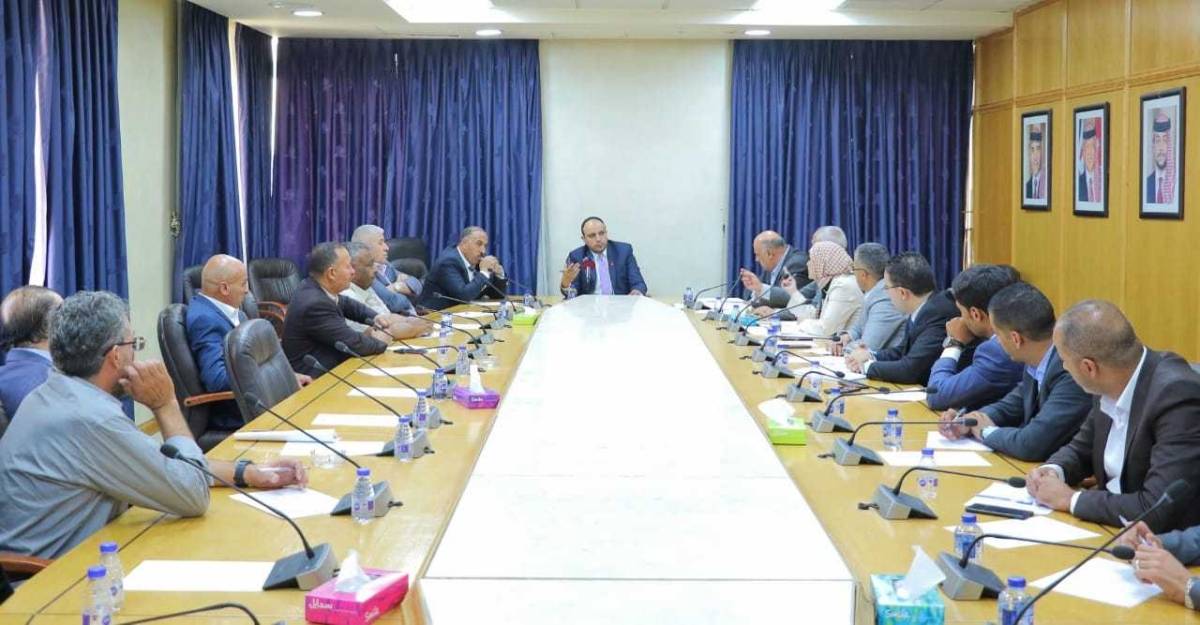 إدارية النواب تبحث استكمال إجراءات تعيين الموظفين بـ الإقراض الزراعي