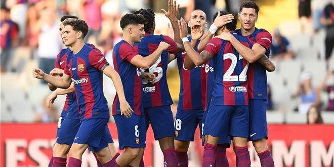 برشلونة يتصدر دوري الدرجة الأولى بفوزه بخماسية نظيفة على بيتيس