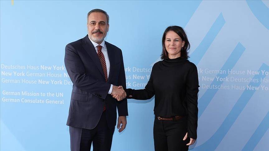 فيدان ونظيرته الألمانية يبحثان قضايا إقليمية ودولية