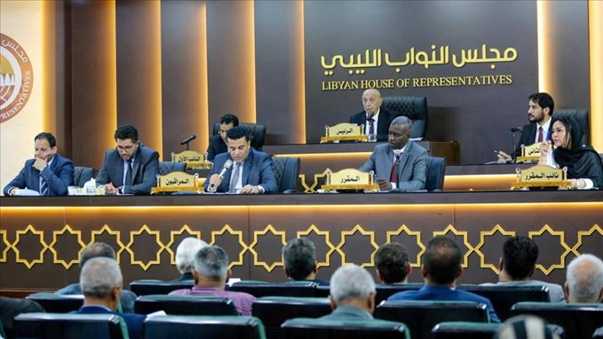 ليبيا.. الحكومة المكلفة من البرلمان تقيل مجلس درنة البلدي