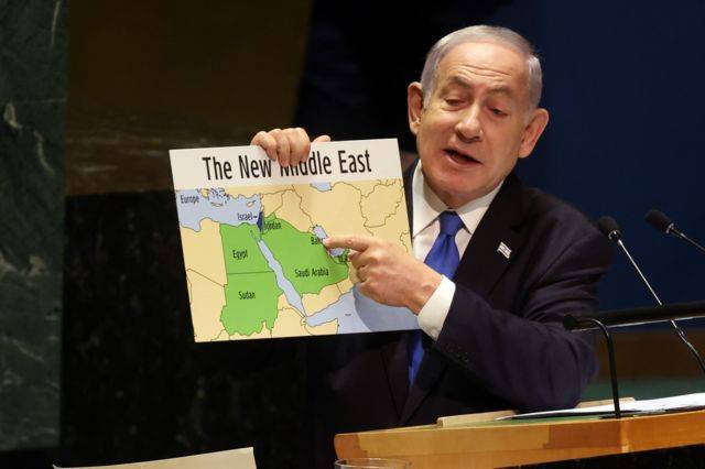 النتن يستفز الفلسطينيين مجددًا.. ويعرض خارطة الشرق الأوسط الجديد