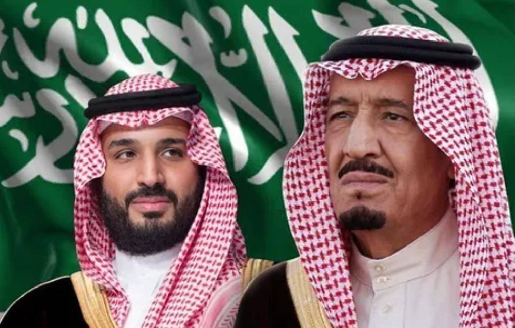 السعودية في عيدها الثالث والتسعين تعلوا بنا مثل النخيل وتعتلي