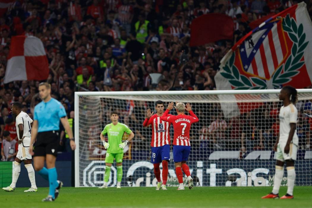 أتلتيكو مدريد يوقف انتصارات الريال بثلاثية في الدوري الإسباني