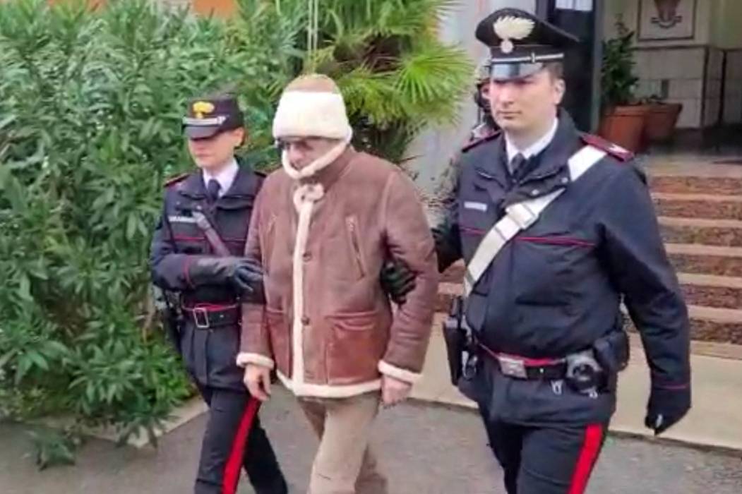وفاة زعيم المافيا الإيطالية ماتيو ميسينا عن عمر يناهز 61 عامًا