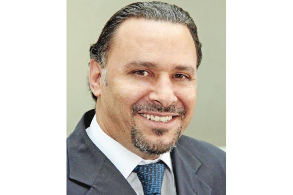 بعد نجاحه الباهر في مهرجان جرش هل يستلم مفلح العدوان حقيبة وزارة الثقافة؟