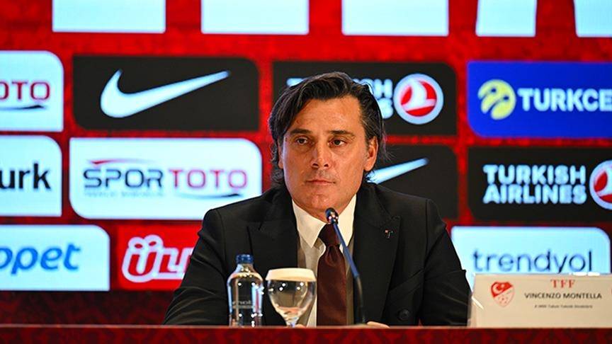 المنتخب التركي يبدأ عهدا جديدا مع المدرب مونتيلا