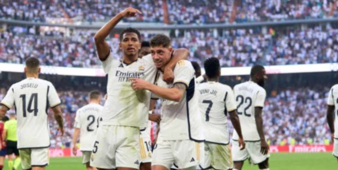 ريال مدريد يسحق اوساسونا ويستعيد صدارة الليغا
