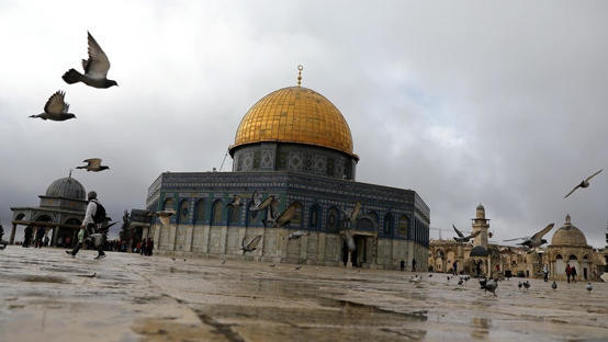 الاحتلال يغلق مكاتب الأوقاف بالقدس