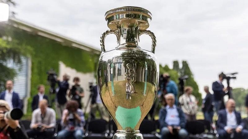 فوز تركيا وإيطاليا بتنظيم يورو 2030