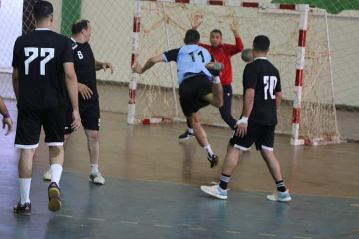 (المهام الخاصة) و (أمن الملاعب) يصعدان للمباراة النهائية لبطولة الأمن العام السنوية لكرة اليد لعام (2023) .