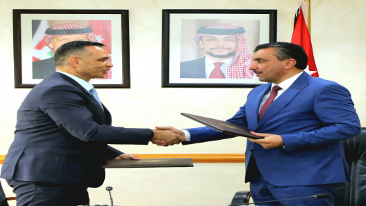 مذكرة تفاهم بين النواب وصندوق الملك عبدالله الثاني للتنمية لتنفيذ الزمالة البرلمانية
