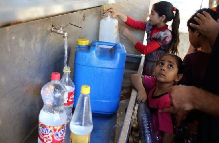 داخلية غزة: الاحتلال لم يضخ المياه للقطاع منذ 10 أيام