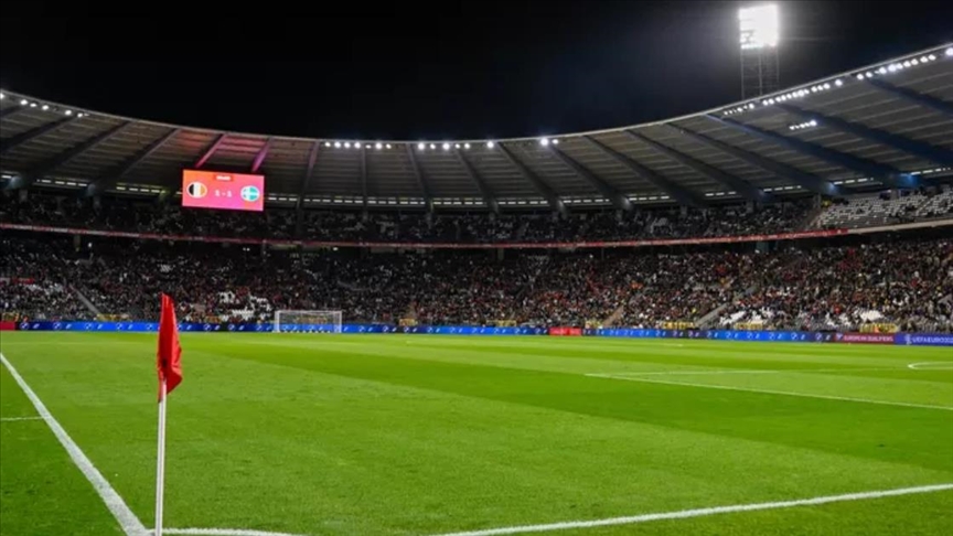 مقتل مشجعين سويديين يلغي مباراة منتخب بلادهما مع بلجيكا