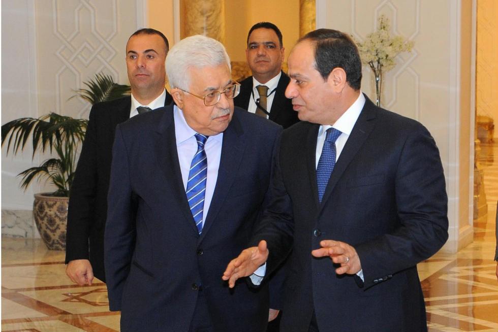 السيسي يدعو لقمة طارئة
