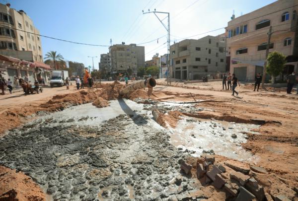 بلديات غزة: نفاد الوقود ينذر بكارثة صحية وبيئية