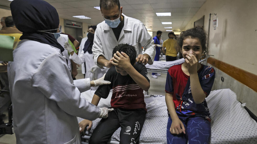 خروج 12 مستشفى بغزة عن الخدمة