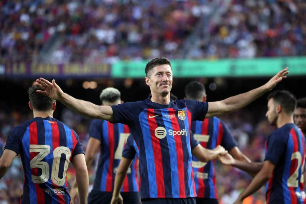 برشلونة يهزم شاختار ويعزز صدارته بدوري أبطال أوروبا