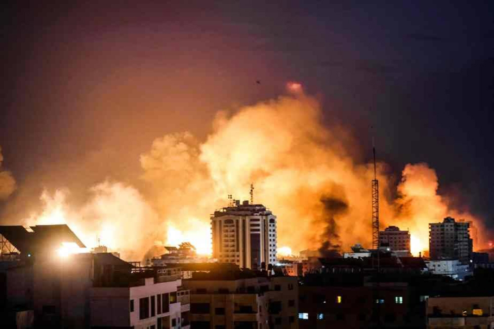 8 شهداء جراء قصف طائرات الاحتلال خانيونس