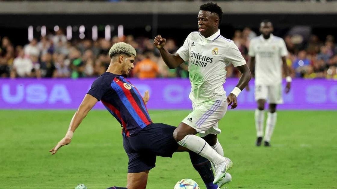 كلاسيكو ناري بين برشلونة وريال مدريد