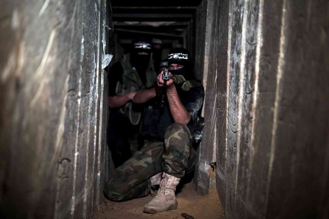 خرجوا لهم من تحت الأرض.. القسام تكشف تفاصيل عملية الأحد _صورة