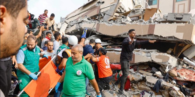 كاتب في مجلة ذا نيشن الأمريكية: يد الصحفيين الغربيين غارقة بدم الفلسطينيين