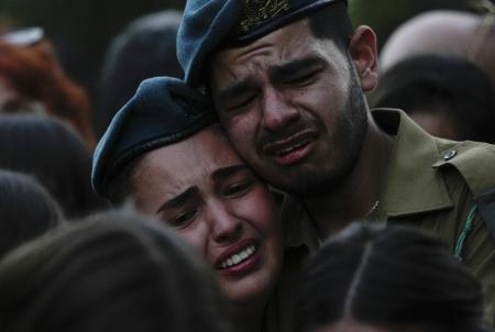 جيش الإحتلال يعترف بمقتل 9 جنود في غزة أمس