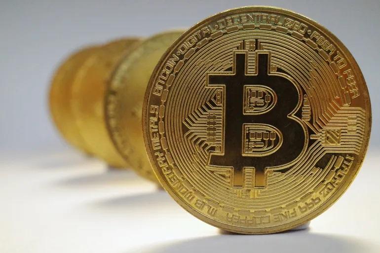 أكبر 10 مالكي لعملة البيتكوين في عام 2023