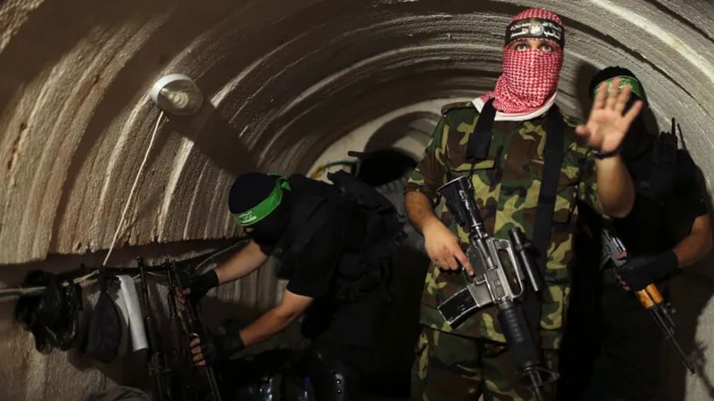 المقاومة الفلسطينية: أوقعنا قوة إسرائيلية في كمين ودمرنا دبابتين
