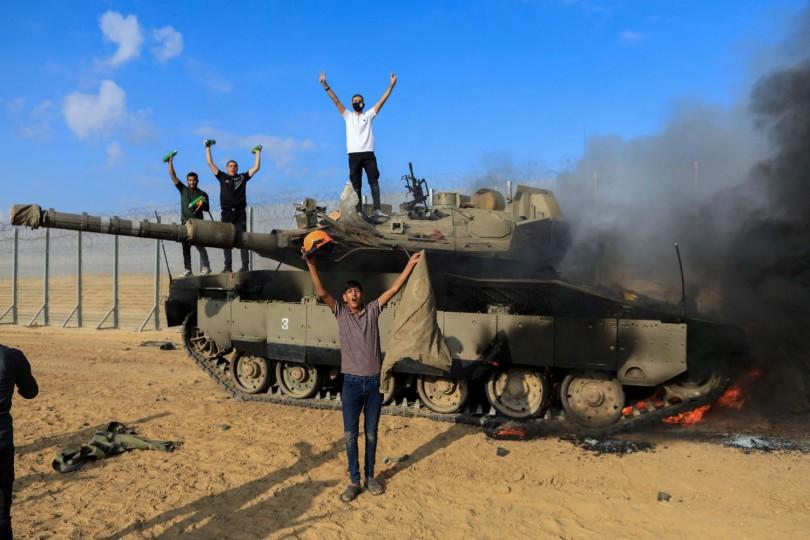 صحيفة صهيونية: الأعداد المعلنة لقتلنا لا يمكن استيعابها