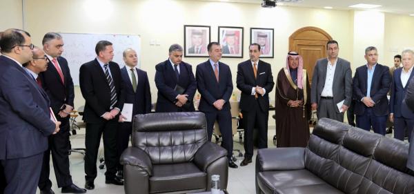 القطارنة: الأردن ساهم في رفع أعداد الشاحنات التي تدخل غزة يومياً
