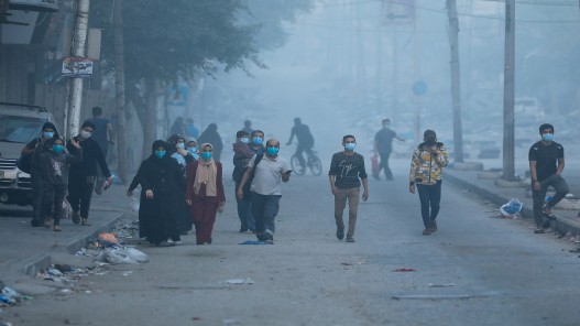“الصحة العالمية” تحذر من تفشي الأمراض المعدية بغزة