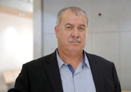 الاحتلال يعتقل رئيس لجنة المتابعة العربية بالأراضي المحتلة عام 48