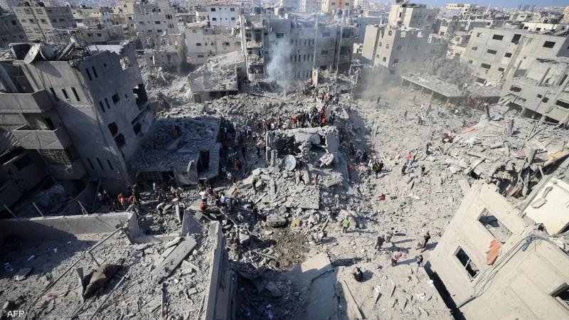 مئات الصحفيين يوقعون خطاباً يدين التغطية الإعلامية الغربية المنحازة لما يجري في غزة