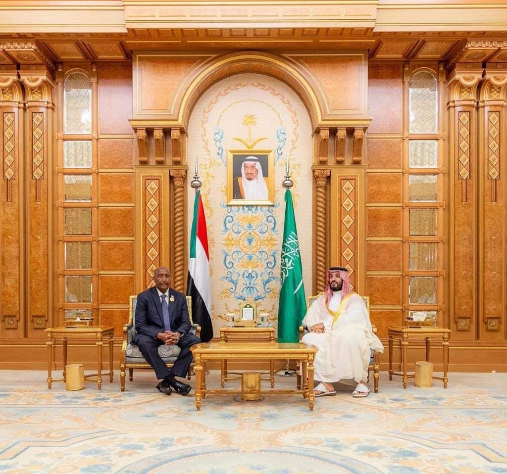 البرهان وبن سلمان يعقدان إجتماعاً ثنائياً