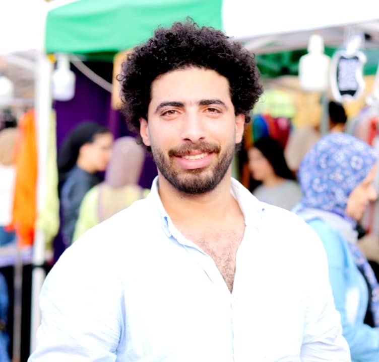 عادل أستور يشرح كيف يصبح الطلاب رواد أعمال ناجحين
