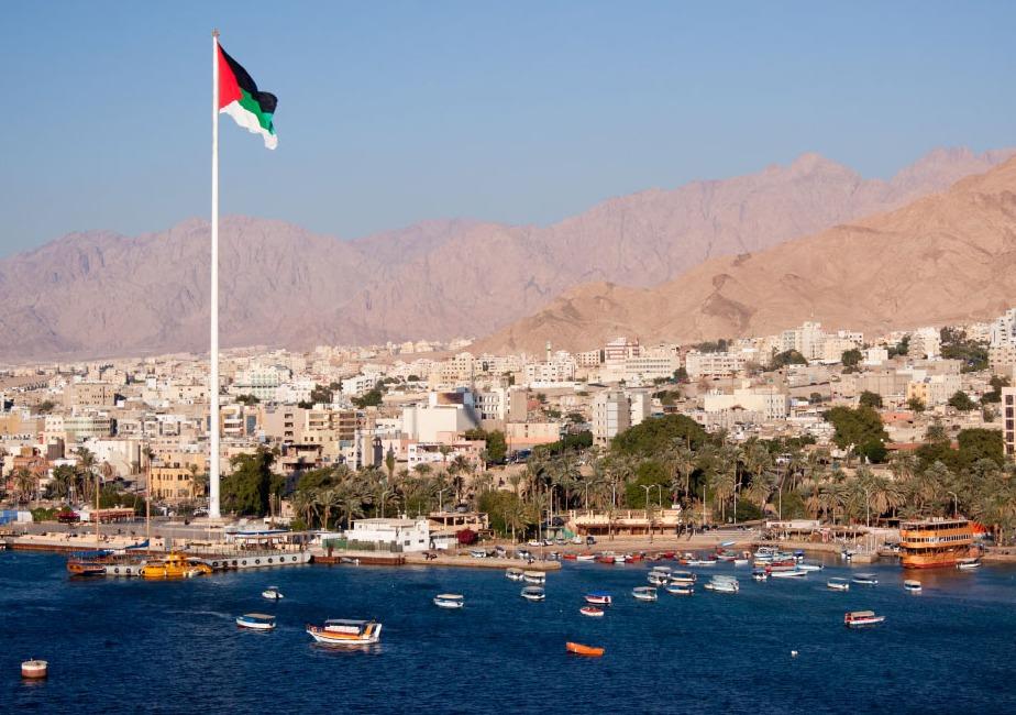 الموافقة على أسباب نظام الإدخال المؤقَّت للمركبات للعقبة