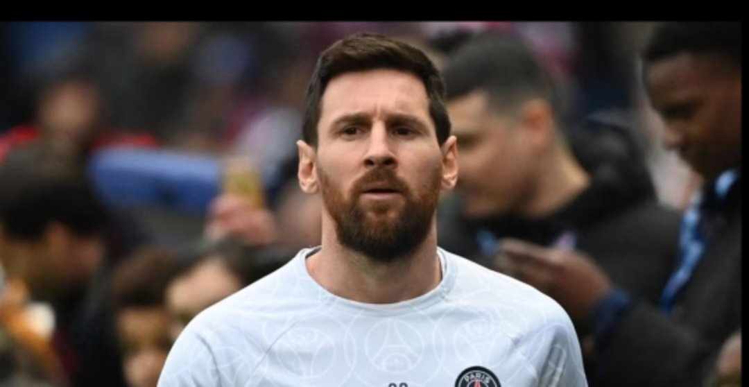 الحلاق الخاص بالنجم الأرجنتيني هو داني حسوني؟