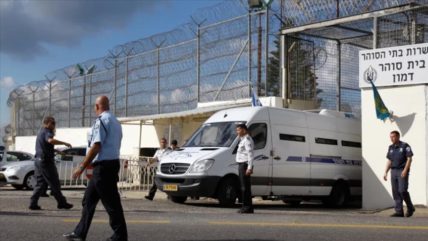 عمليات نقل جماعية بحق المعتقلين الفلسطينيين في سجون إسرائيل