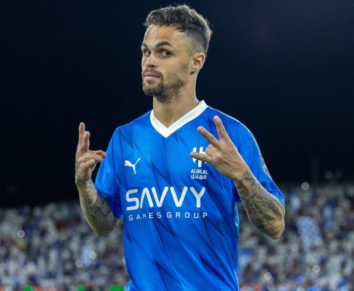 سجال بين محمد نور والدعيع بخصوص ميشايل لاعب الهلال