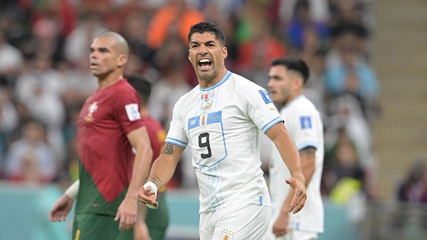 منتخب أوروغواي يستدعي سواريز لمواجهتي الأرجنتين وبوليفيا