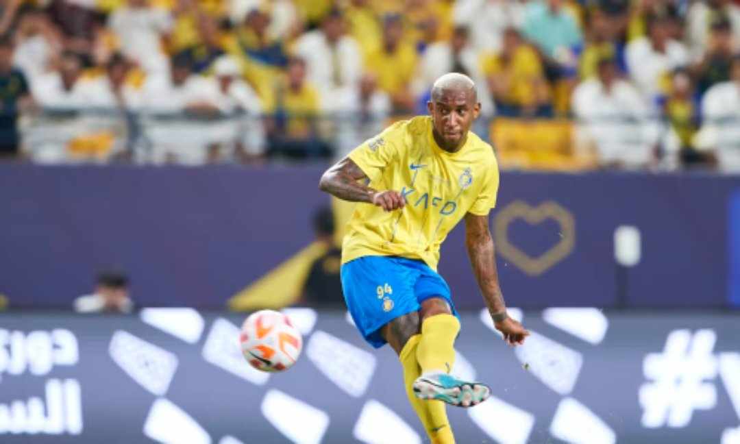 تطورات مثيرة قد تمهد لرحيل  تاليسكا عن نادي النصر