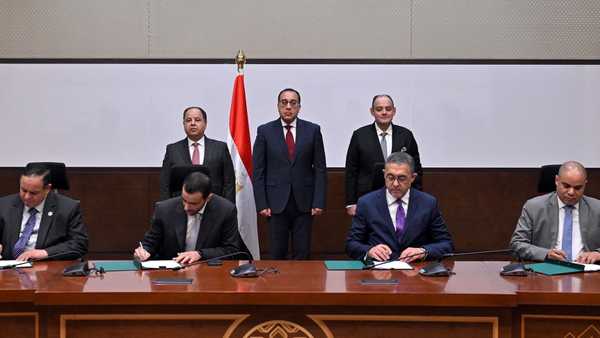 مصر توقع اتفاقية مع غلوبال أوتو لتصنيع السيارات محليا