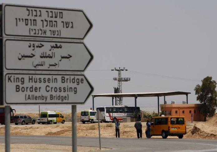 معبر الكرامة يعمل الجمعة بكـلا الاتجاهين