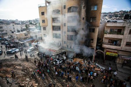 اليوم الـ44 للحرب: ارتقاء 18 فلسطينيا في غزة والضفة الغربية