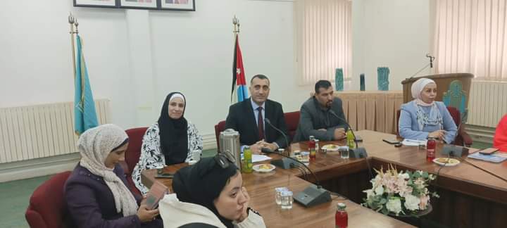 ورشة تدريبية بعنوان (التحدث أمام الجمهور ومهارات العرض والتقديم) في جامعة ال البيت